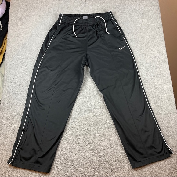 Nike Other - NIKE BLACK BASKETBALL 138185 Mens Pants SIZE XL SWEATPANTS EMBROIDERED LOGO